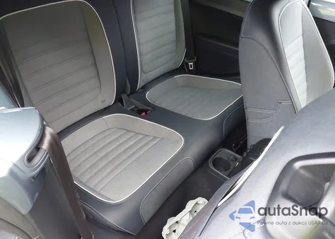 2016 Volkswagen Beetle 1.8T Denim из США, поврежденный, VIN 3VW517AT0GM812052